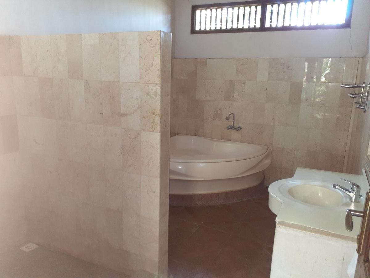 Double One Villas Amed Esterno foto